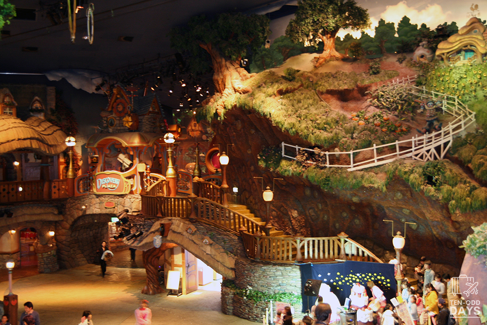 Puroland Interior I